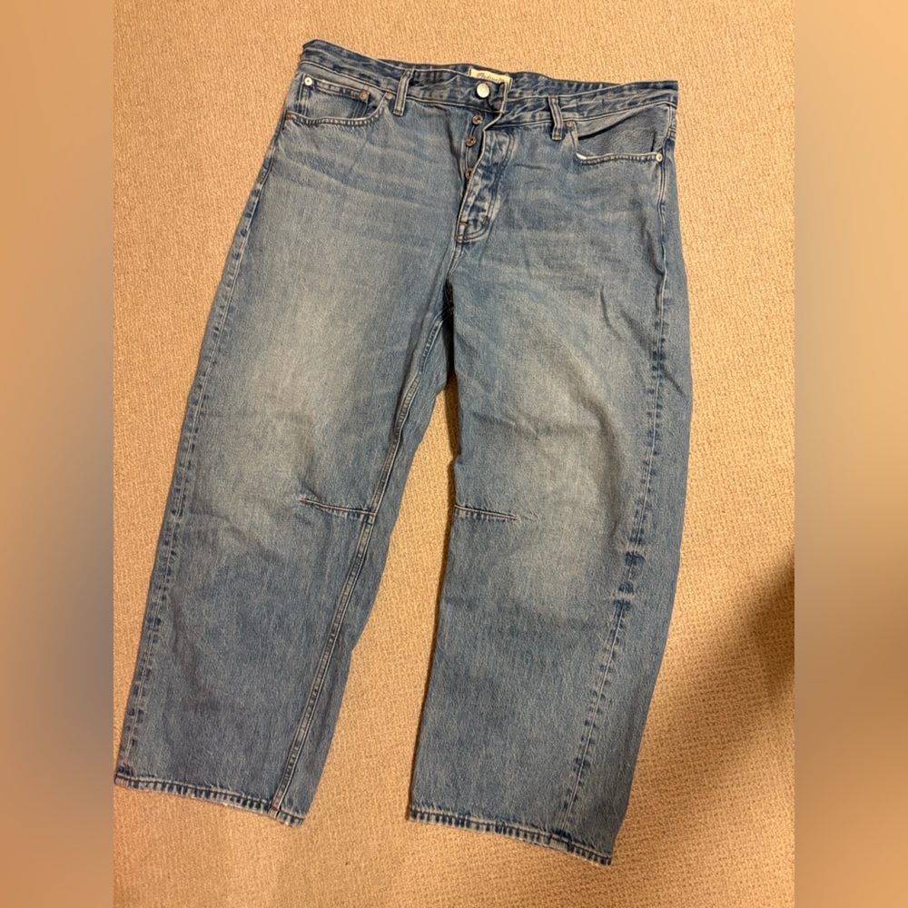 SOLD-Madewell Darted Barrel Jeans